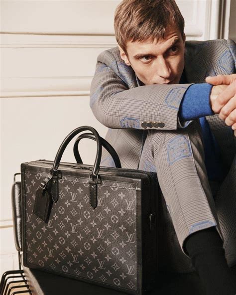 versace louis vuitton jobs düsseldorf|Louis Vuitton Careers .